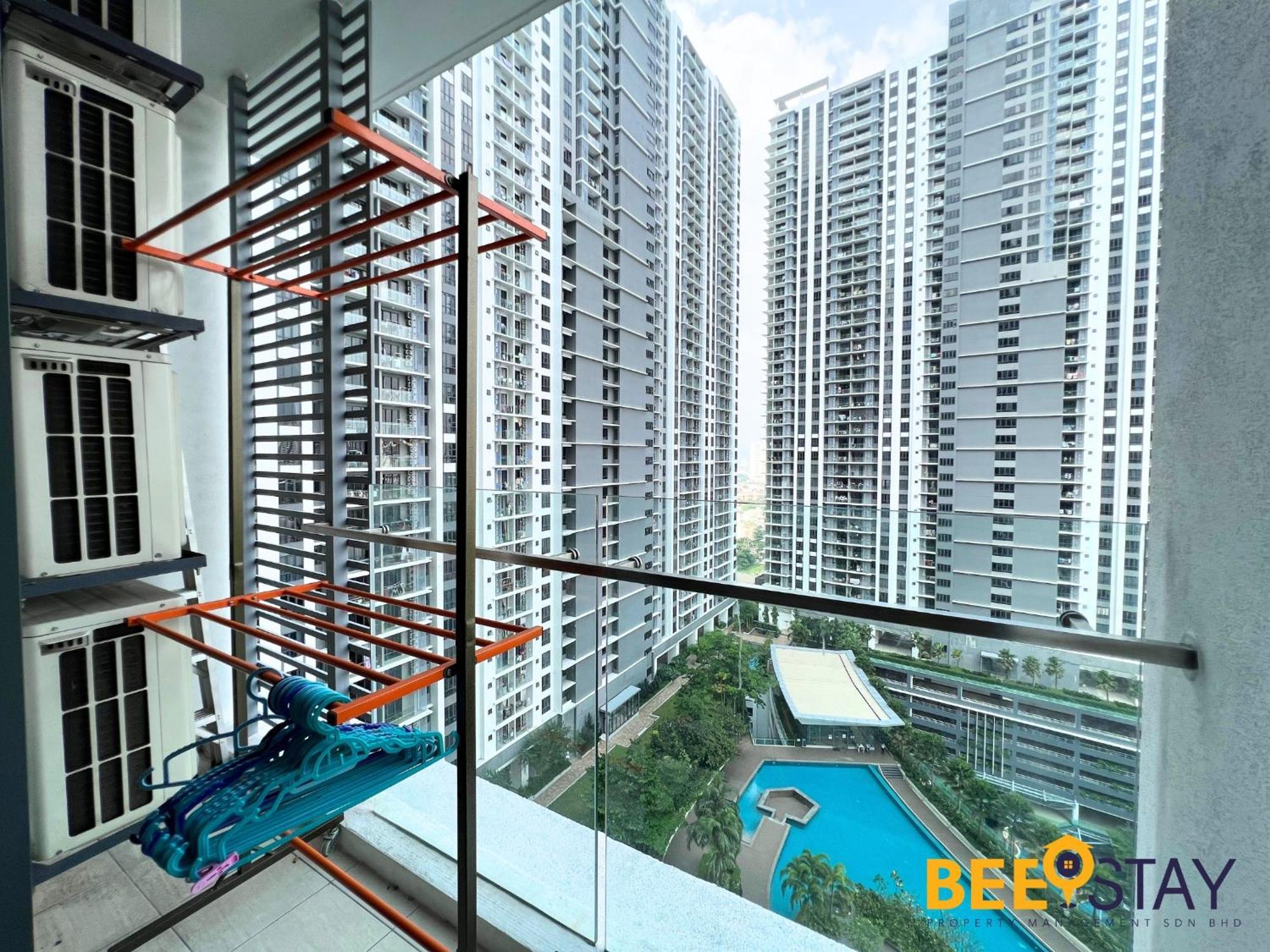United Point Pool View 8 Pax Walking Distance To Mall Apartemen *