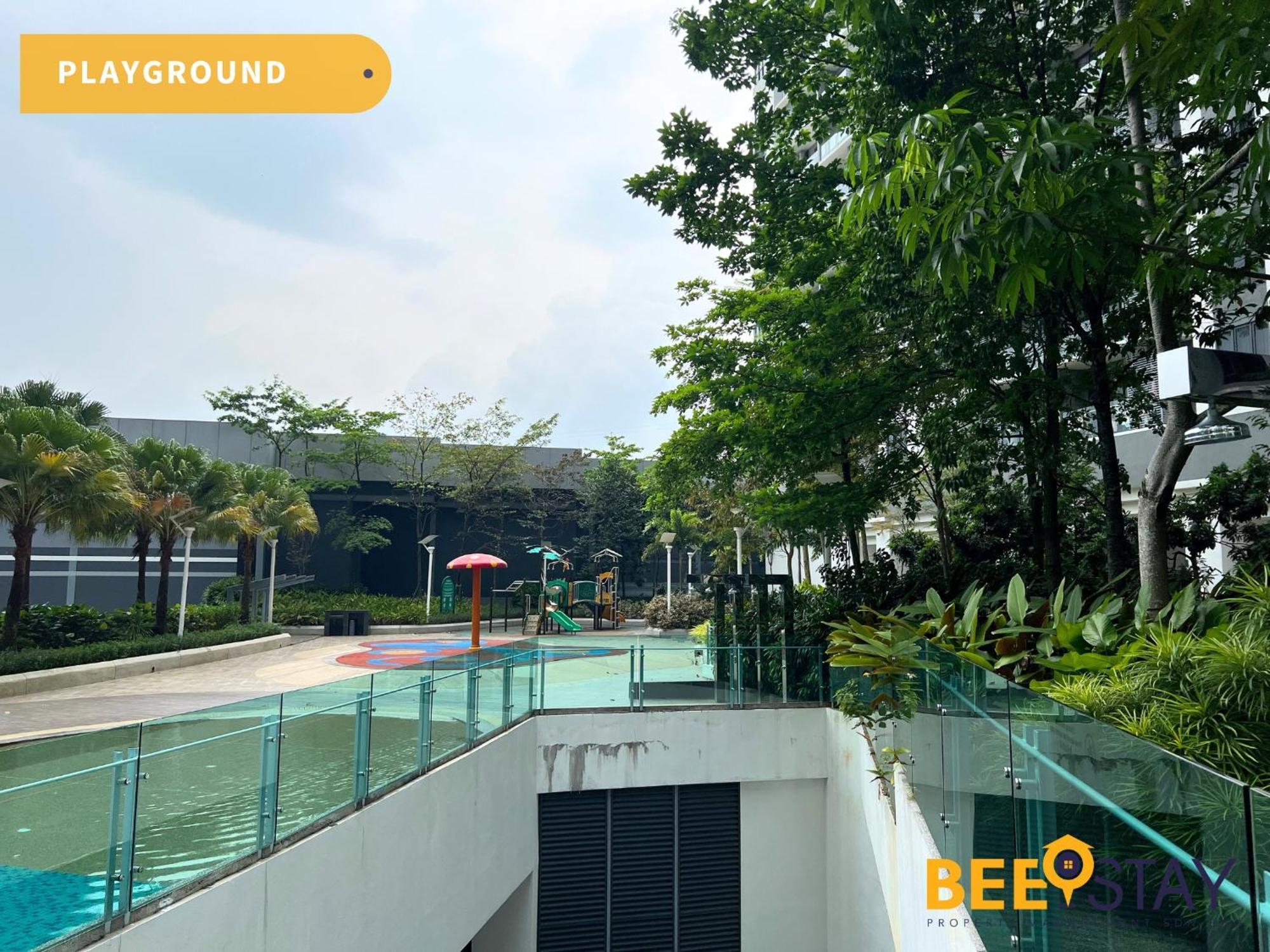 United Point Pool View 8 Pax Walking Distance To Mall * Kuala Lumpur